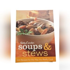 Betty Crocker Soups & Stews 100 recipes Hardback cookbook J-2
